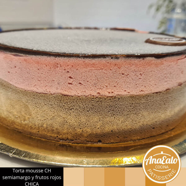 Torta Mousse CH semiamargo y frutos rojos CHICA