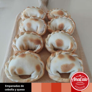 Empanadas cebolla y Q x6
